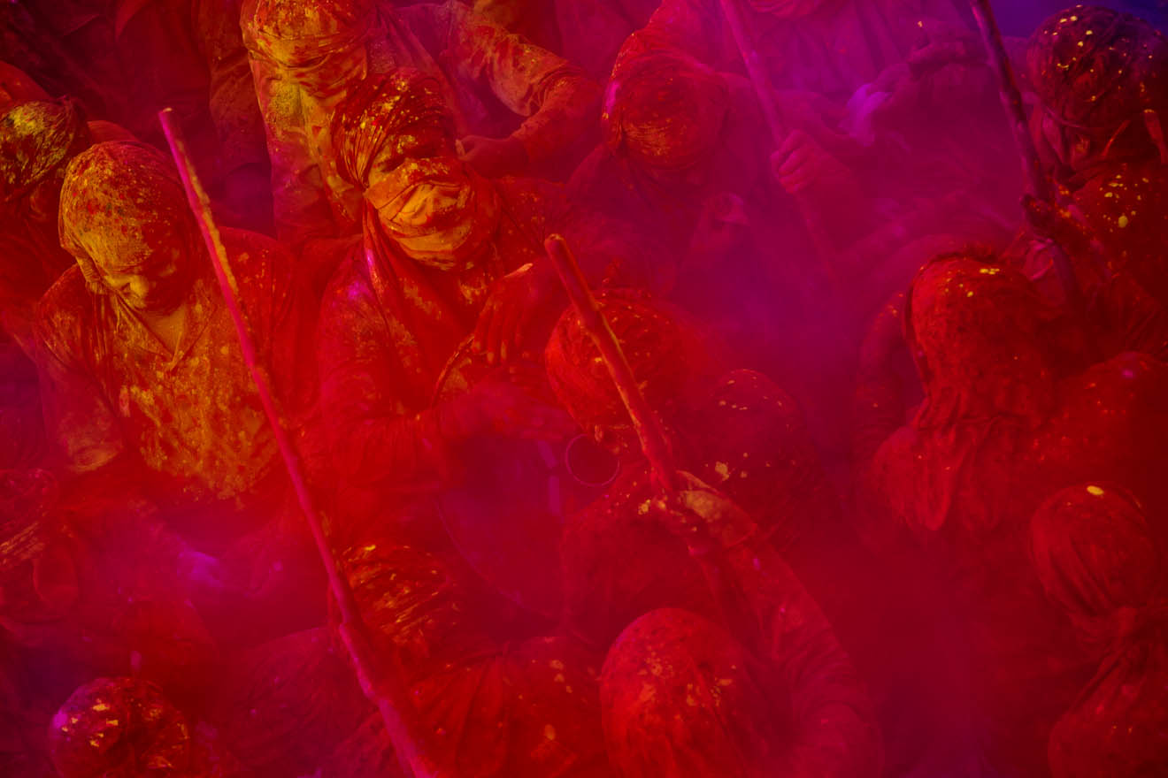 070226-4341-holi