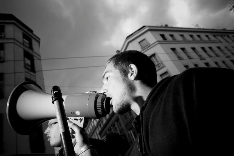 03bg1009_2762