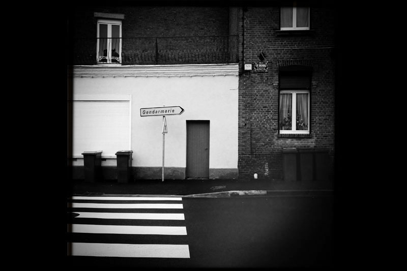 08JB1201_0174